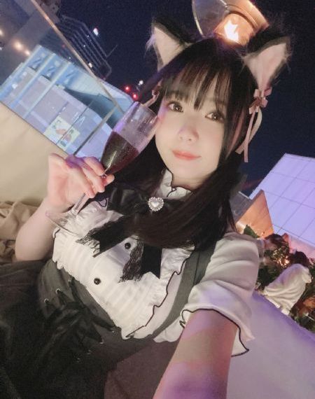 楼上的女人