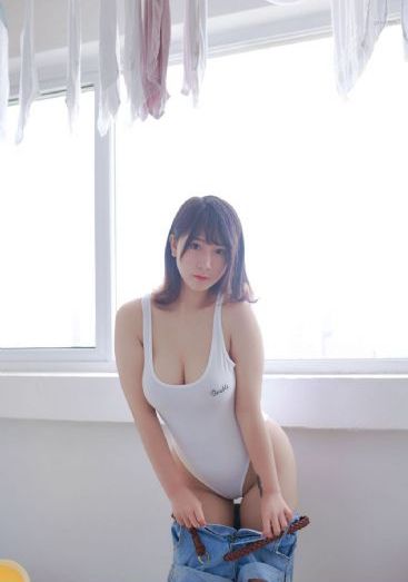 善良的邻居的妻子在线观看