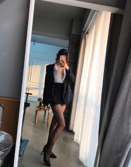沦为性玩物的s大校花导演是谁