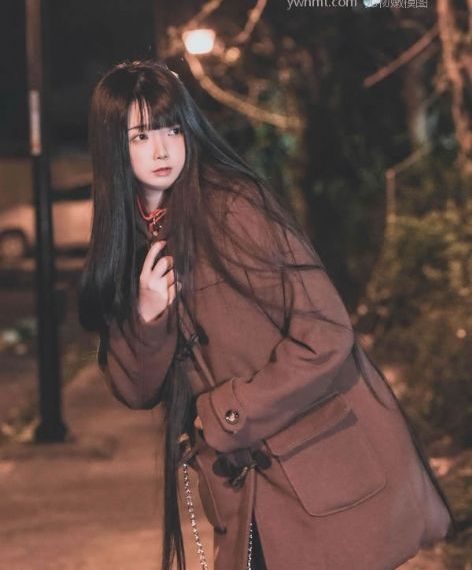 火口两个人