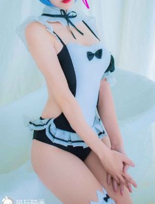 女大学生的沙龙室3