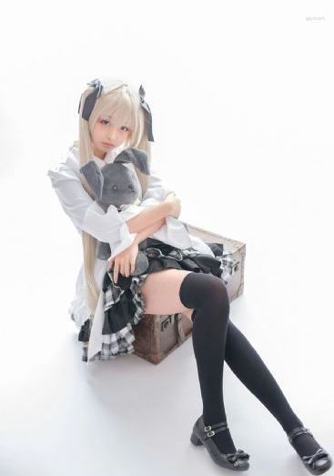 一边亲着一面膜的免费版