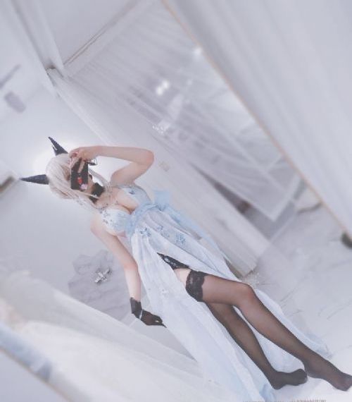 湿润的女人在线观看