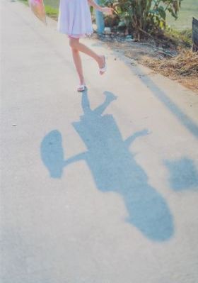 艳满柱天村