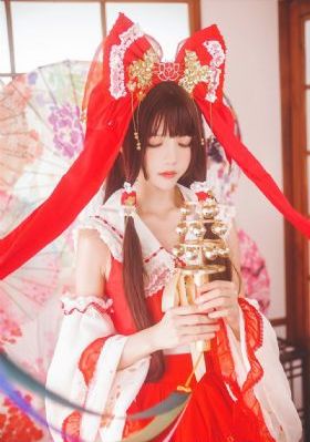 美丽的小蜜桃2在线观看
